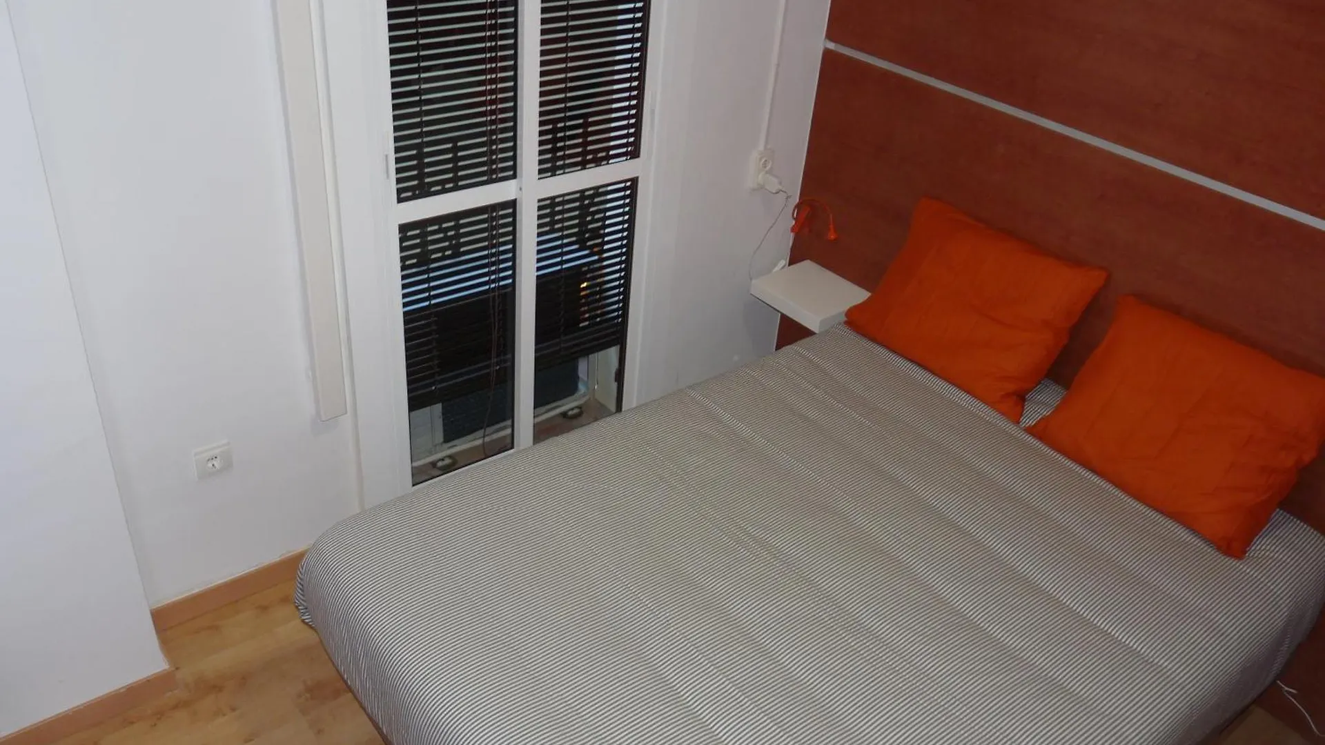 Chinitas Urban Rooms Malaga Hostel