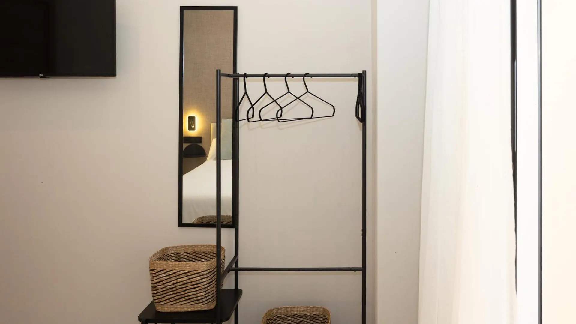 Chinitas Urban Rooms Malaga