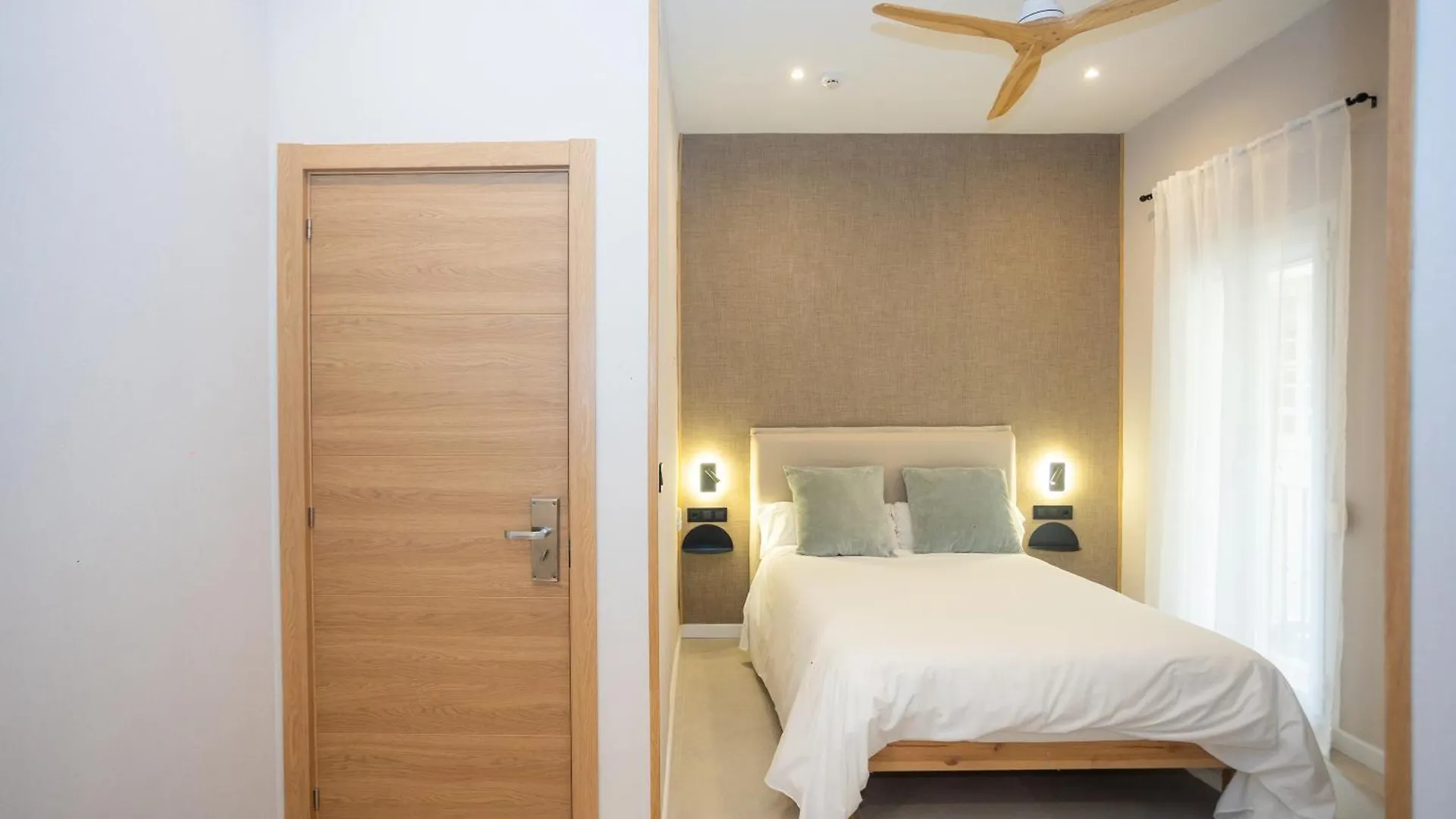 Chinitas Urban Rooms Malaga 0*,