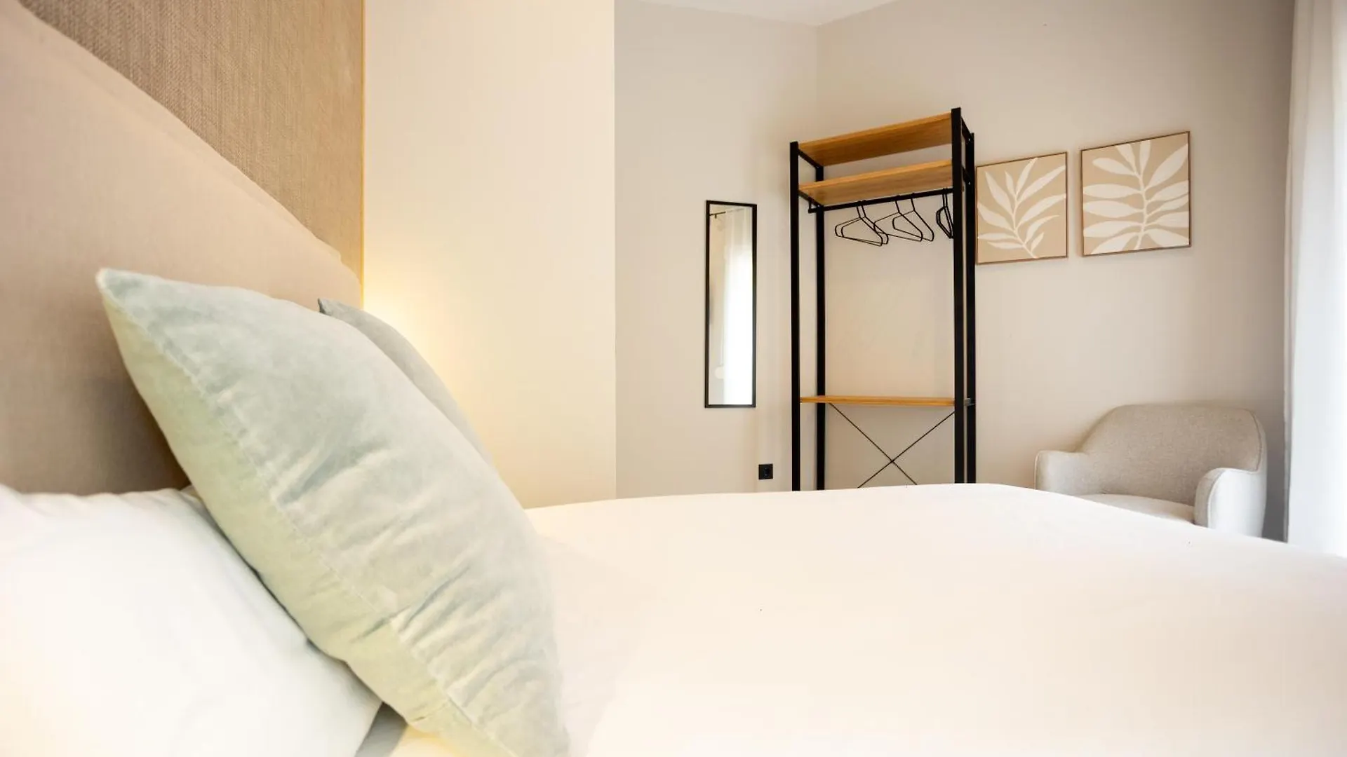 Chinitas Urban Rooms Malaga Spain