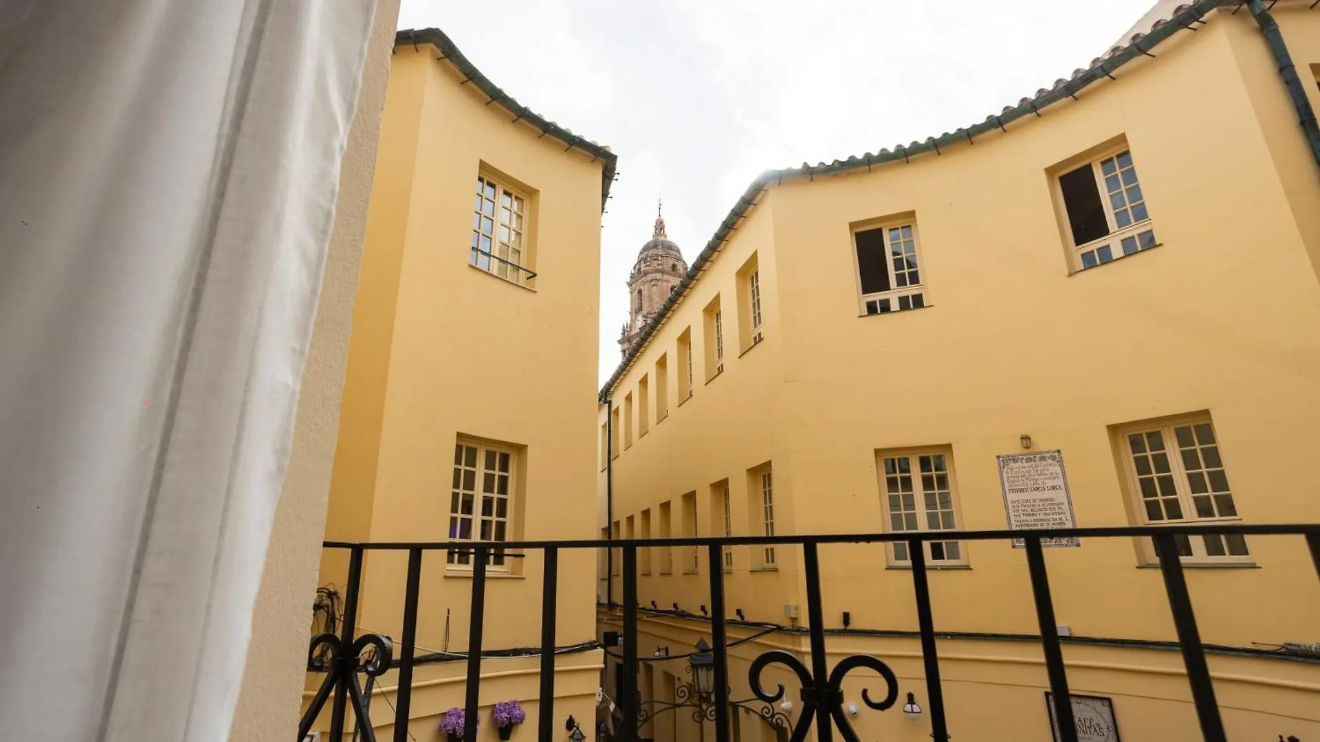 Hostel Chinitas Urban Rooms Malaga Spain