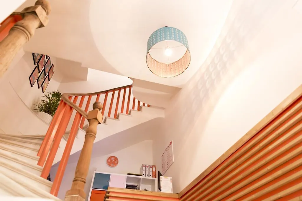 Chinitas Urban Rooms Malaga Hostel