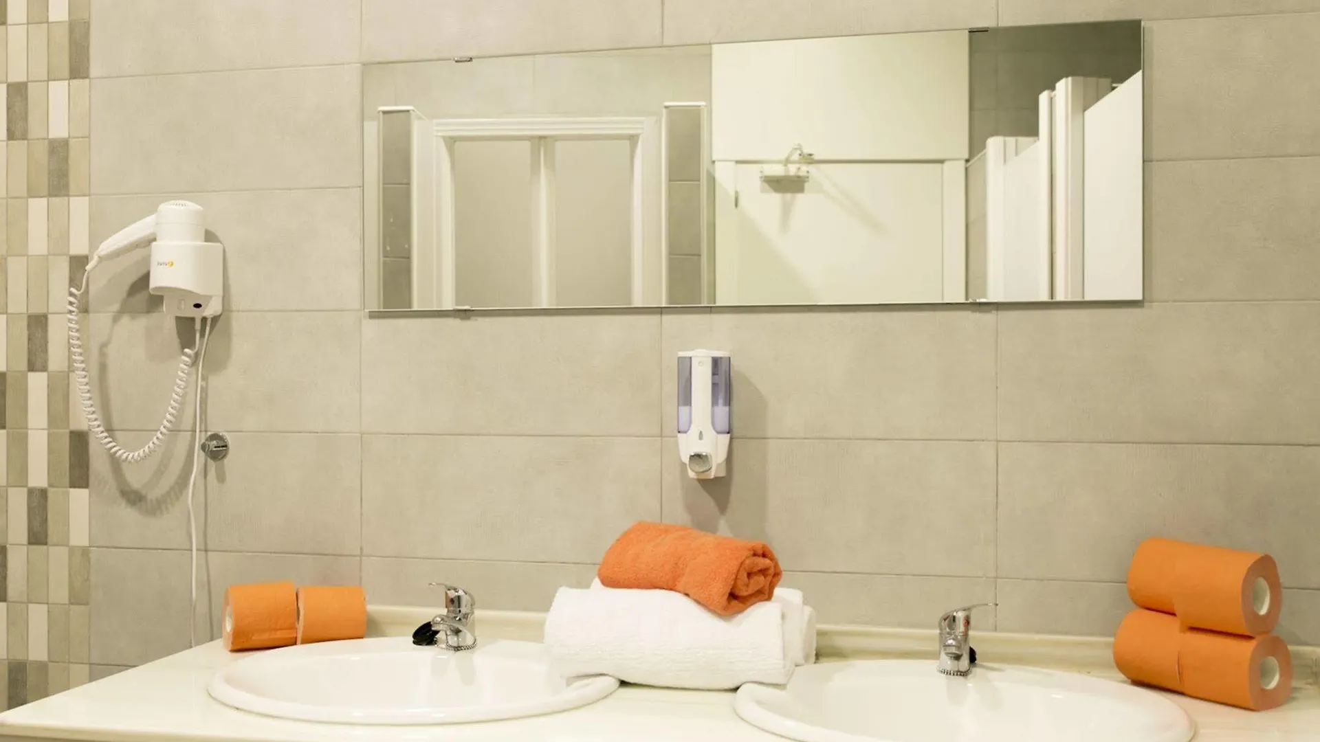 Chinitas Urban Rooms Malaga
