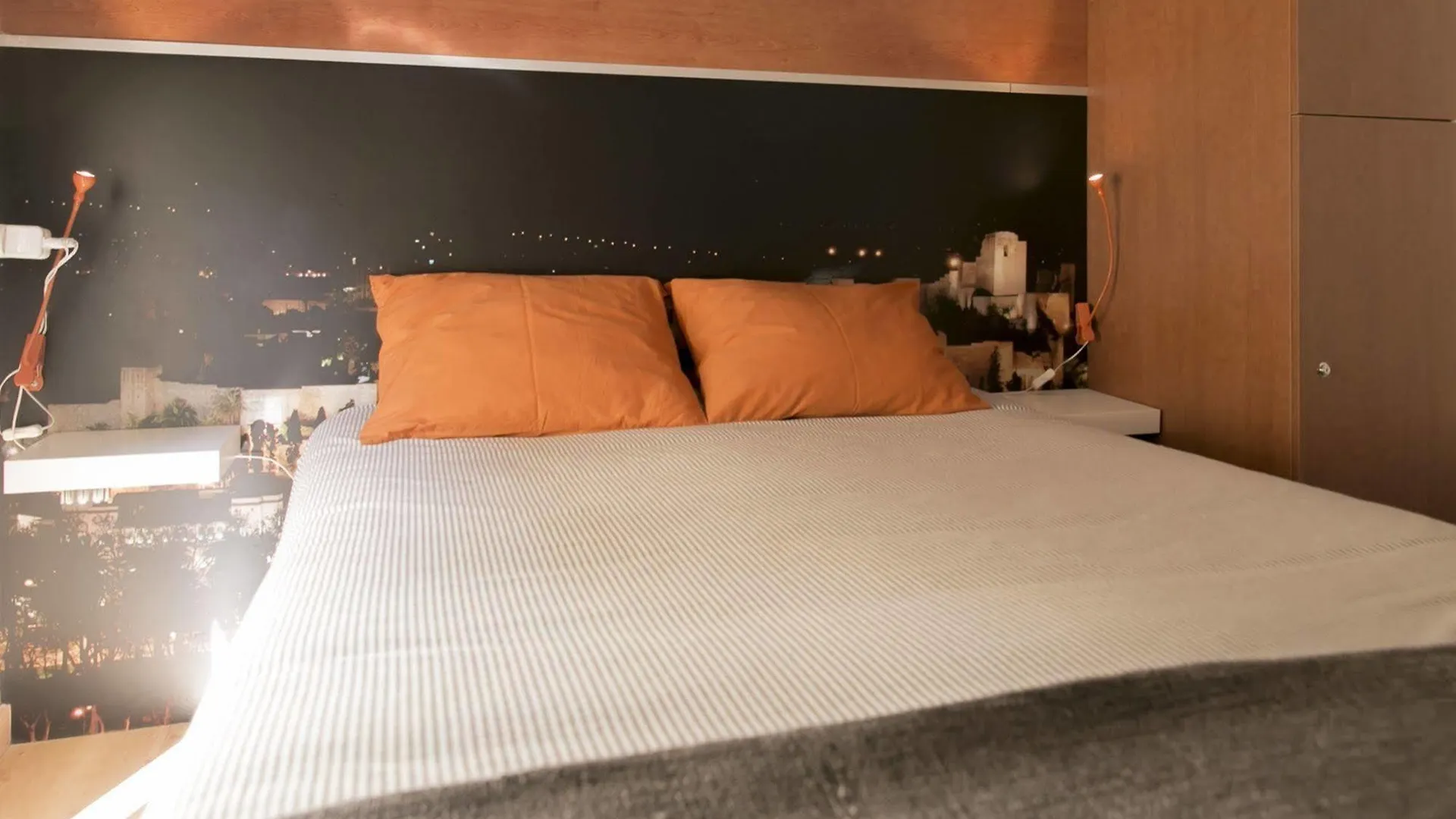 Chinitas Urban Rooms Malaga